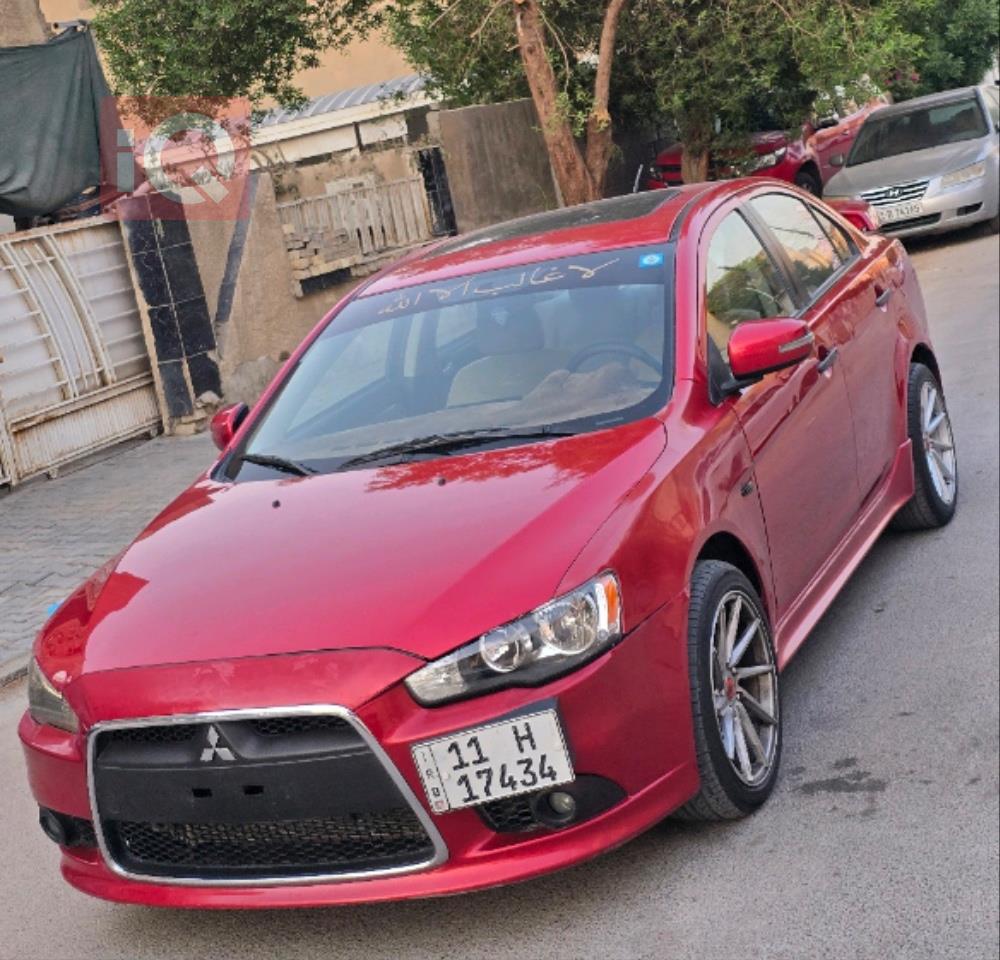 میتسوبیشی لانسەر EX